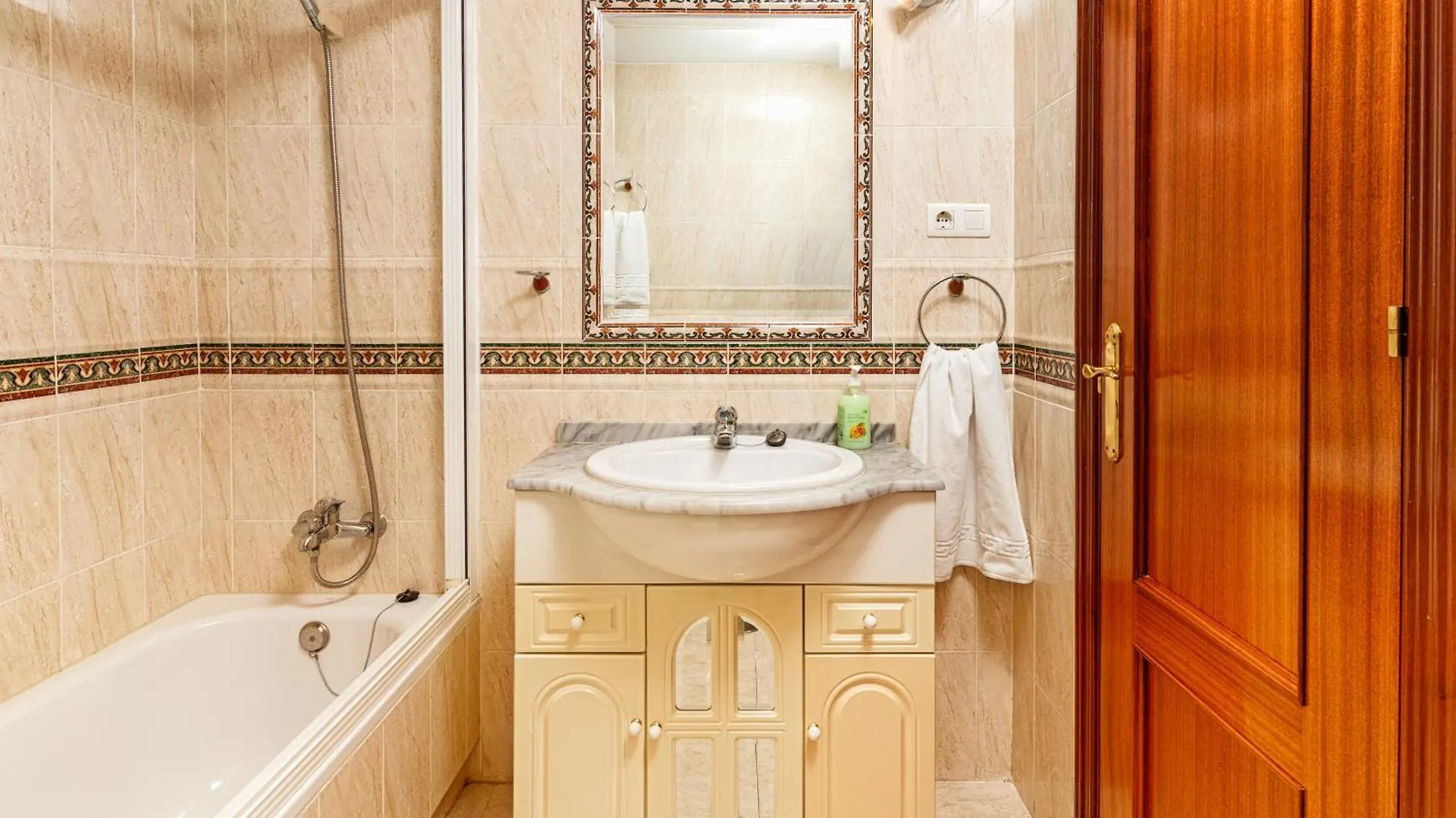 Casa Catalina Beach And Golf Apartment Estepona